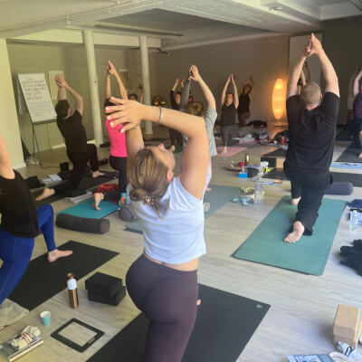 Zonnegroeten & Ademhaling (12 uren Training)